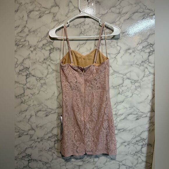 NEW DRESS THE POPULATION Leanne Floral Lace Overlay Soft Pink Bodycon Dress Sz M - Picture 8 of 9